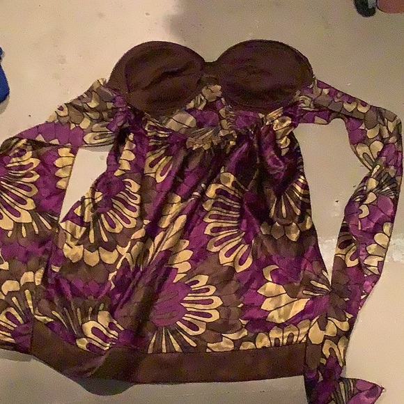 Charlotte Russe top size small. - Picture 4 of 5